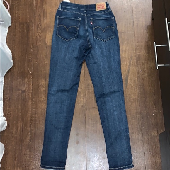 LEVI’S size 27 - Picture 2 of 2